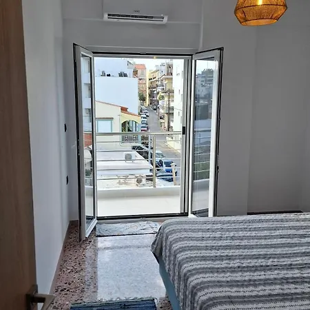 Sea View Modern 2br Floor On Nea Chora