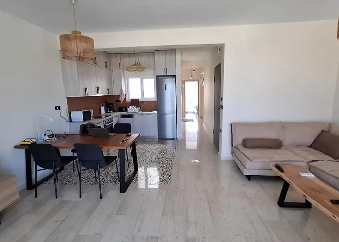 Sea View Modern 2br Floor On Nea Chora *
