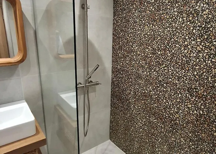 Sea View Modern 2br Floor On Nea Chora *