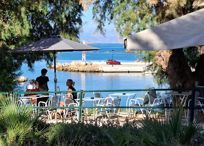 Sea View Modern 2br Floor On Nea Chora