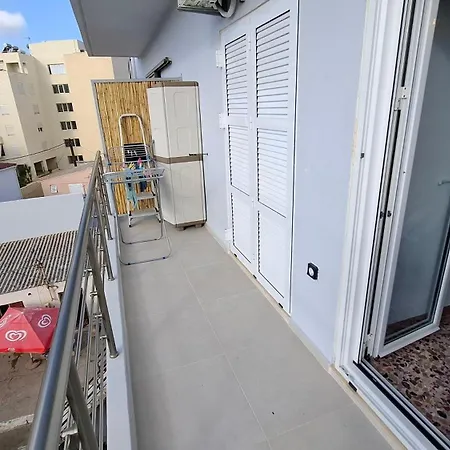 Sea View Modern 2br Floor On Nea Chora