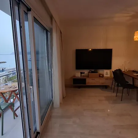 Sea View Modern 2br Floor On Nea Chora *