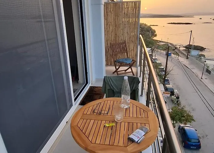 Sea View Modern 2br Floor On Nea Chora 아파트